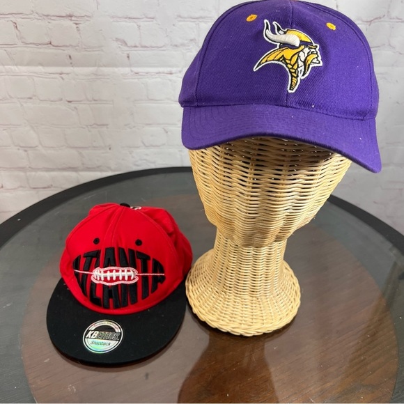 Set of 2 Snapbacks Purple & red - Picture 2 of 13